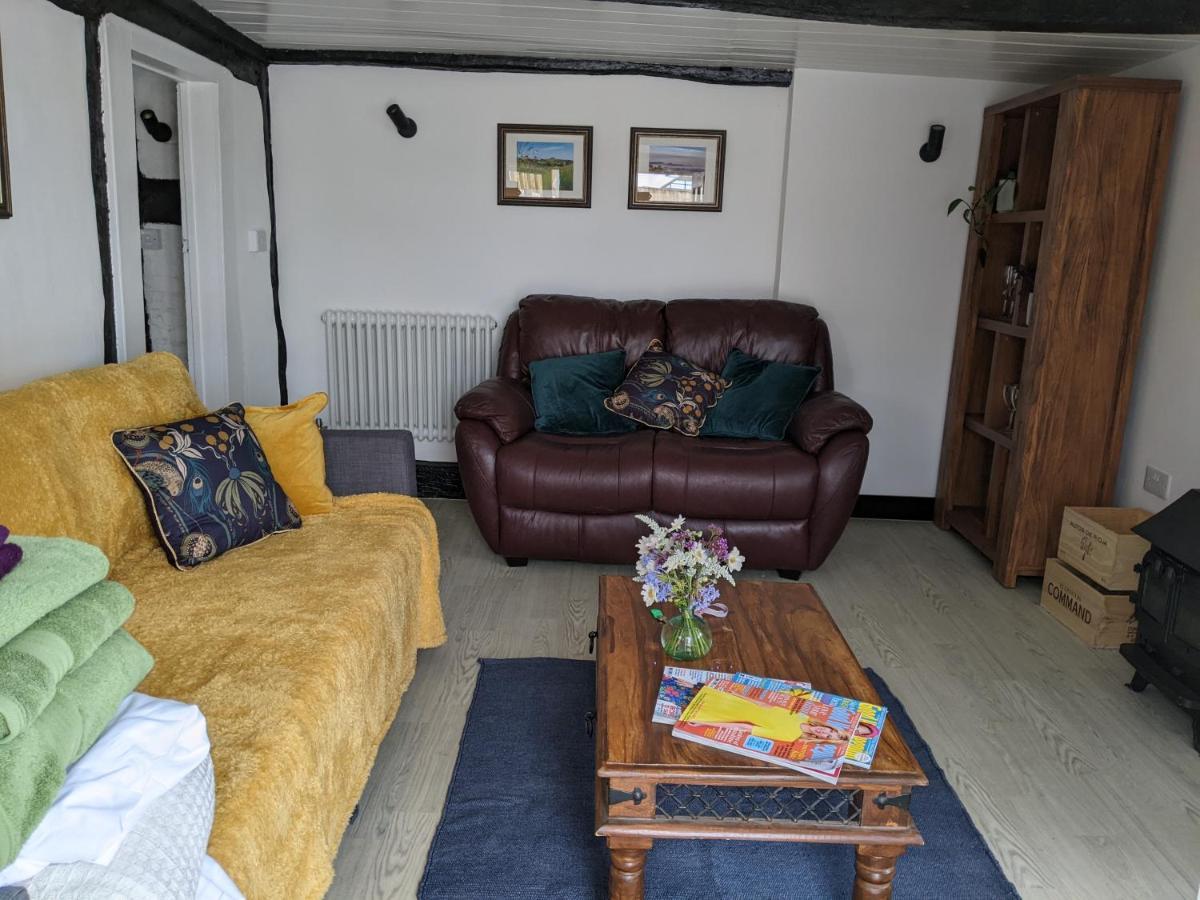 Characterful 2 Bed Cottage, Quiet Village Setting Ashleworth المظهر الخارجي الصورة